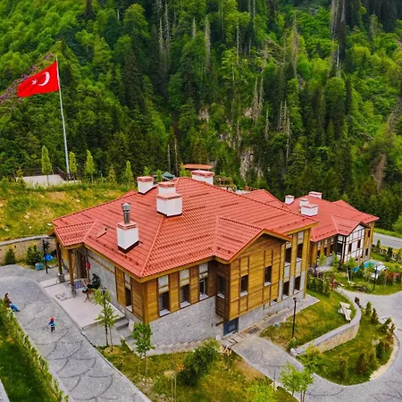 Elif Ayder Yaylasi